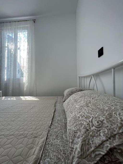 Bougainvillea Apartments 2 นาฟปลิโอ ภายนอก รูปภาพ