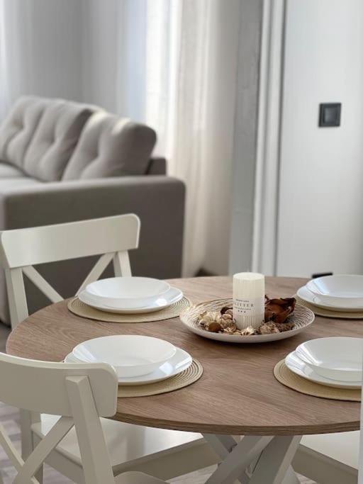 Bougainvillea Apartments 2 นาฟปลิโอ ภายนอก รูปภาพ