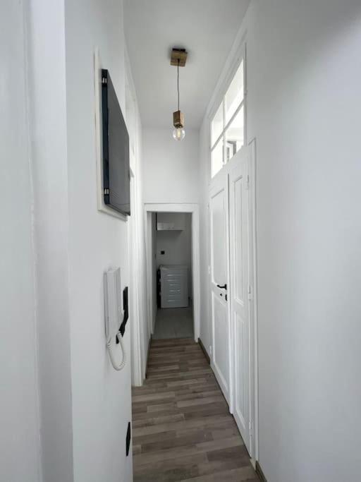 Bougainvillea Apartments 2 นาฟปลิโอ ภายนอก รูปภาพ